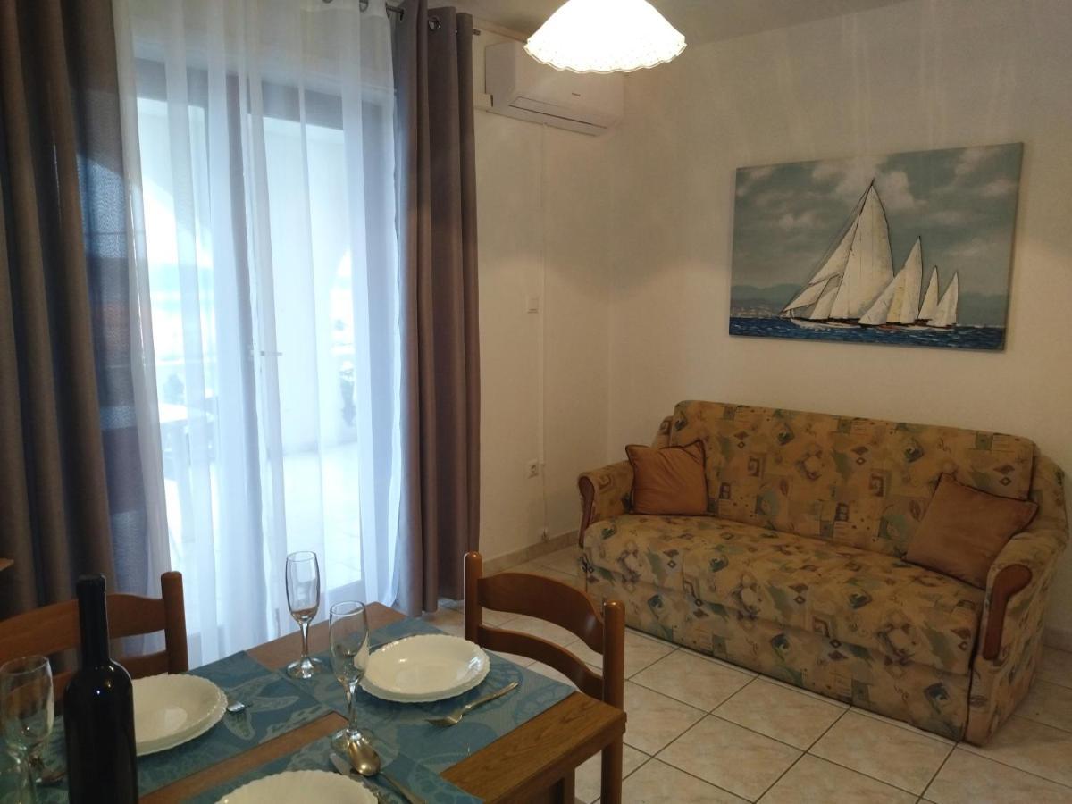 Apartments Kesic Barbat na Rabu Exterior photo