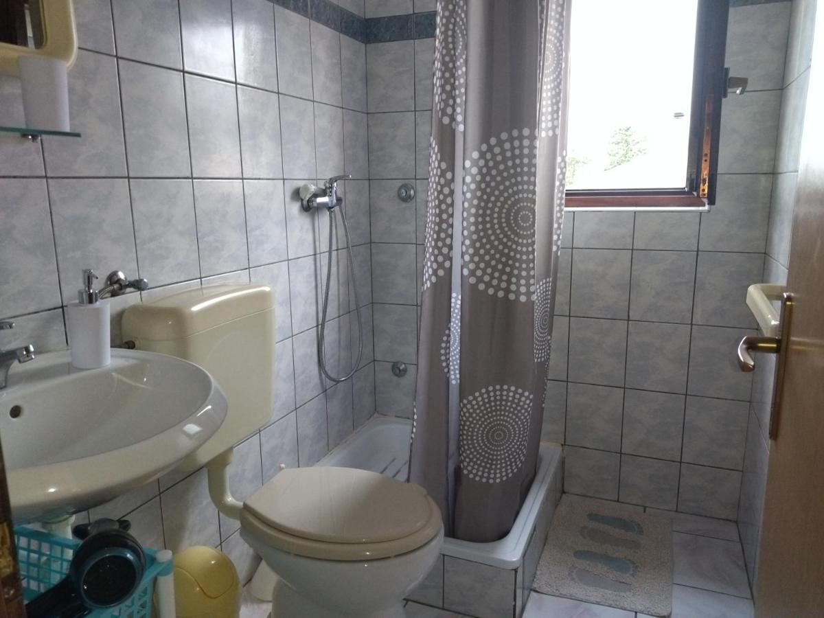 Apartments Kesic Barbat na Rabu Exterior photo